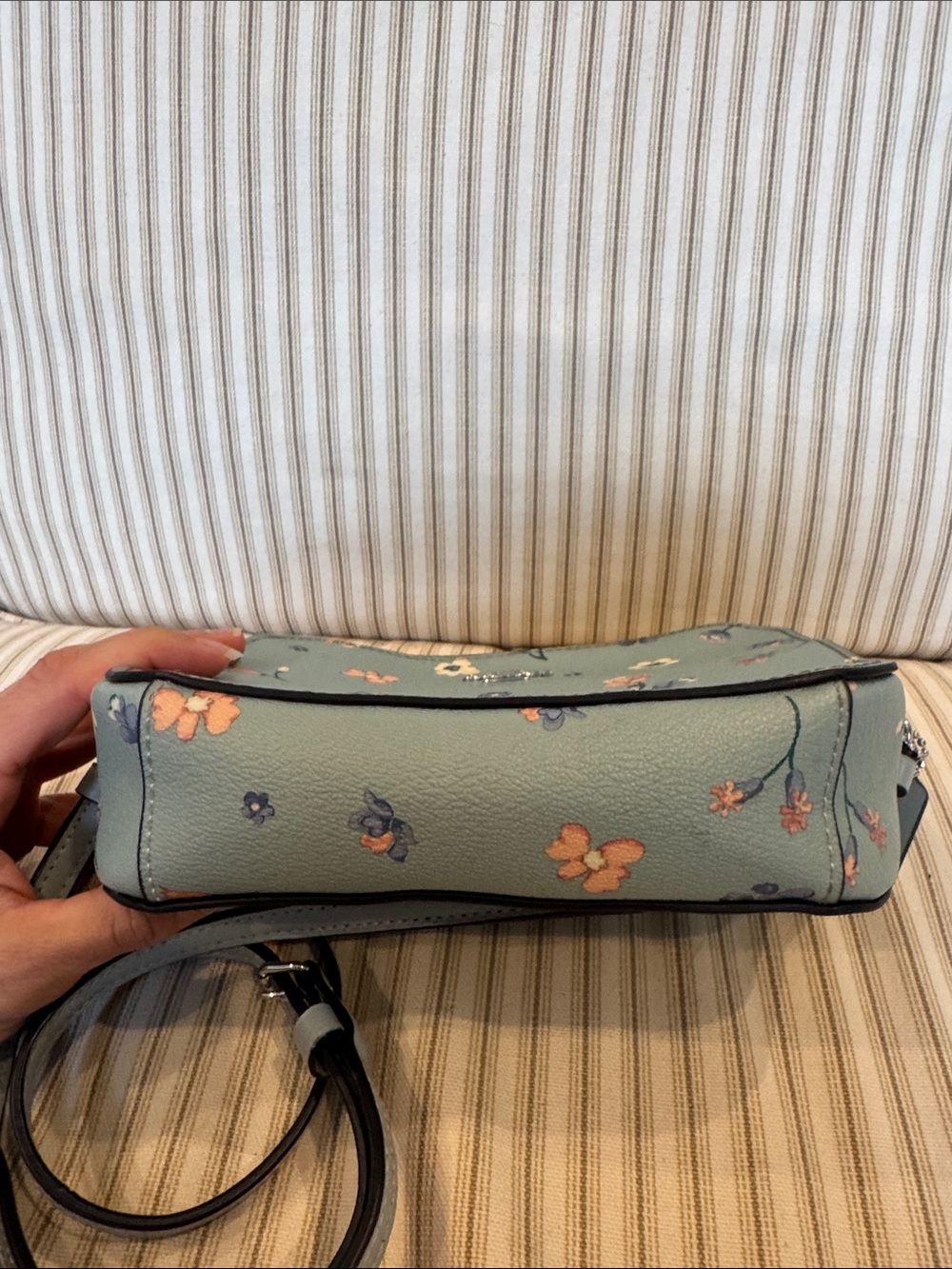 Coach Jamie mini camera crossbody bag light blue mystical floral print - Picture 9 of 11